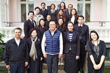 Thailands statsminister er i Norge